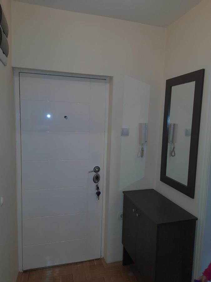 For You Apartman นิส ภายนอก รูปภาพ