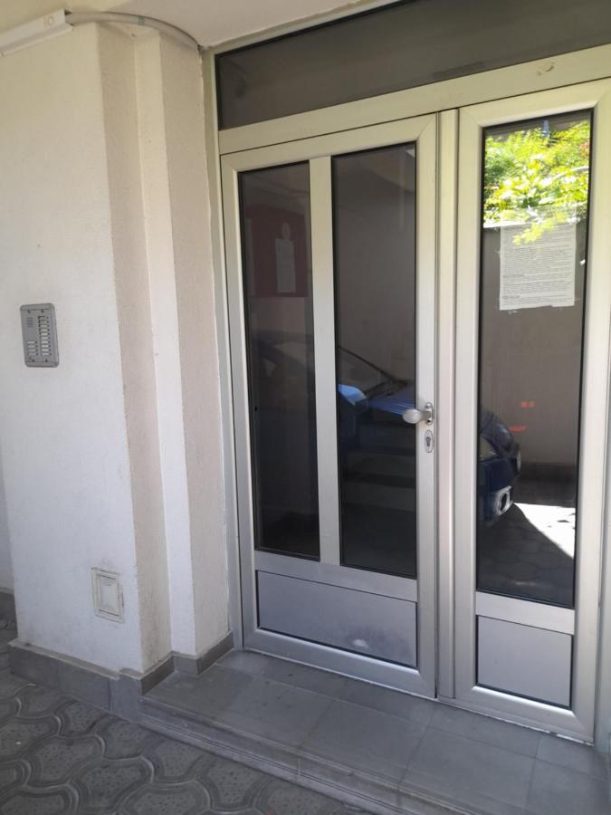 For You Apartman นิส ภายนอก รูปภาพ